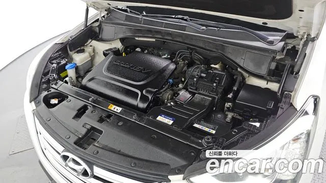 Hyundai Santa Fe 2013 thumb 6