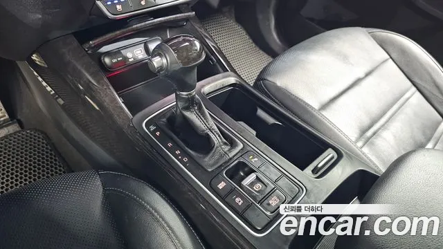 Kia Sorento 2016 thumb 9