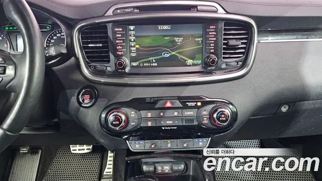Kia Sorento 2016 thumb 12