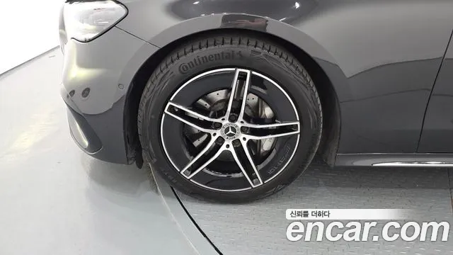 Mercedes-Benz E-Класс 2025 thumb 5
