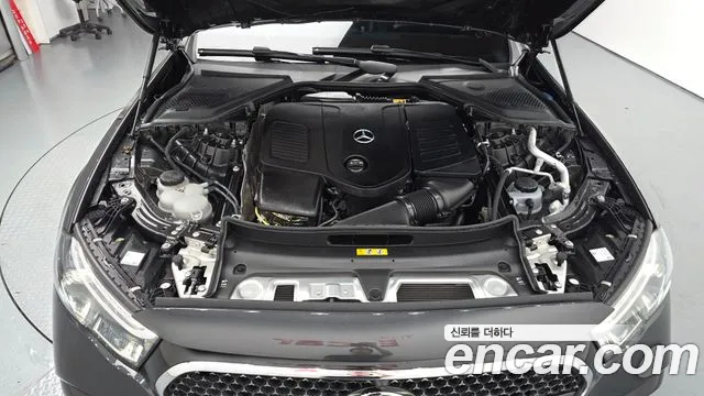 Mercedes-Benz E-Класс 2025 thumb 6