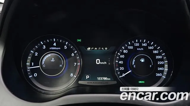Hyundai Grandeur 2015 thumb 8