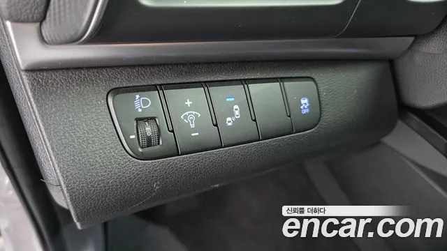 Hyundai Avante 2019 thumb 12