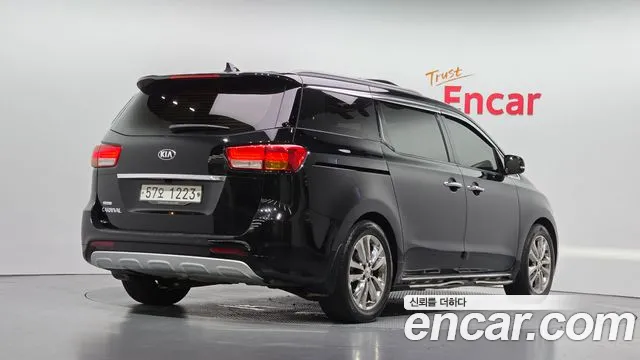 Kia Carnival 2015 thumb 2