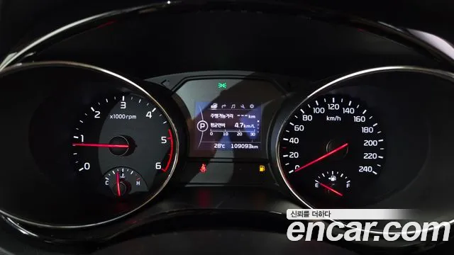Kia Carnival 2016 thumb 8