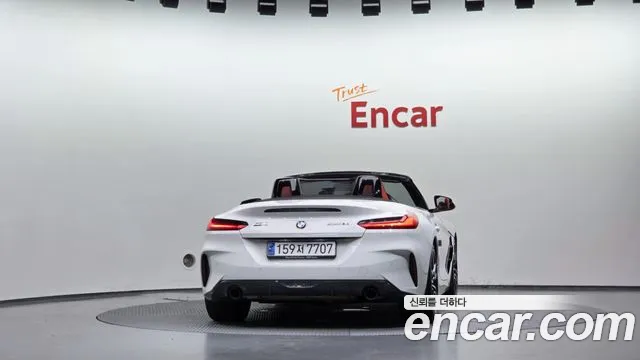 BMW Z4 2023 thumb 4