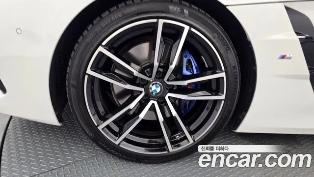 BMW Z4 2023 thumb 5