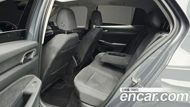 Volkswagen Golf Sportsvan 2024 thumb 12
