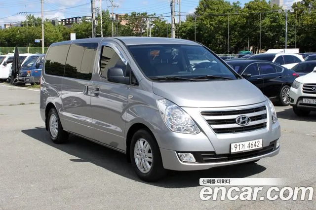 Hyundai Starex 2017 thumb 3