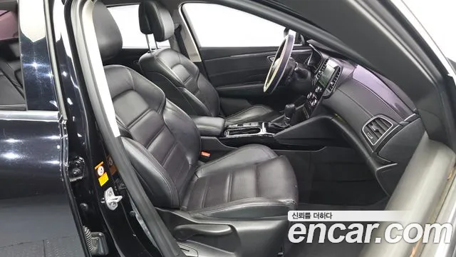 Renault-KoreaSamsung Megane 2016 thumb 11