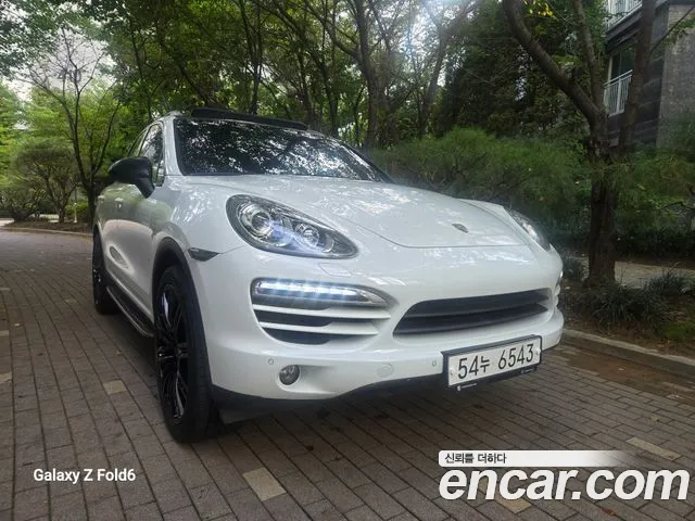 Porsche Cayenne 2013 thumb 2