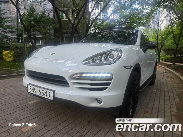 Porsche Cayenne 2013 thumb 3