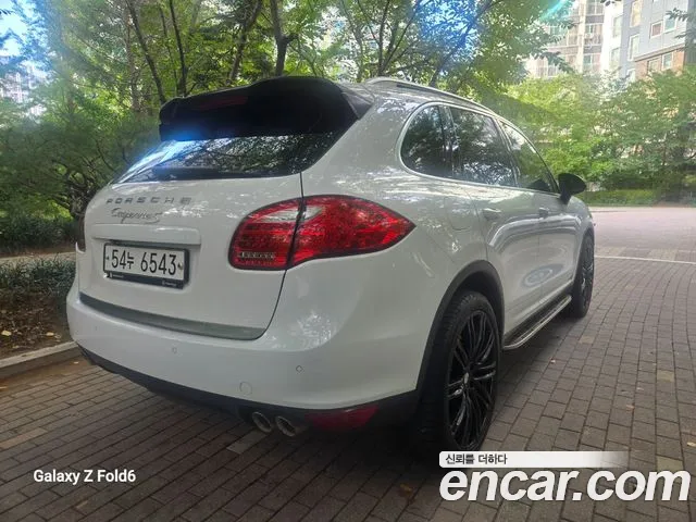 Porsche Cayenne 2013 thumb 6