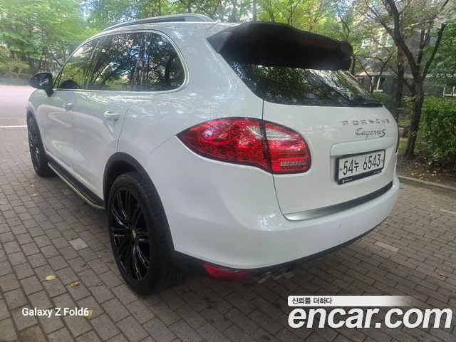 Porsche Cayenne 2013 thumb 7