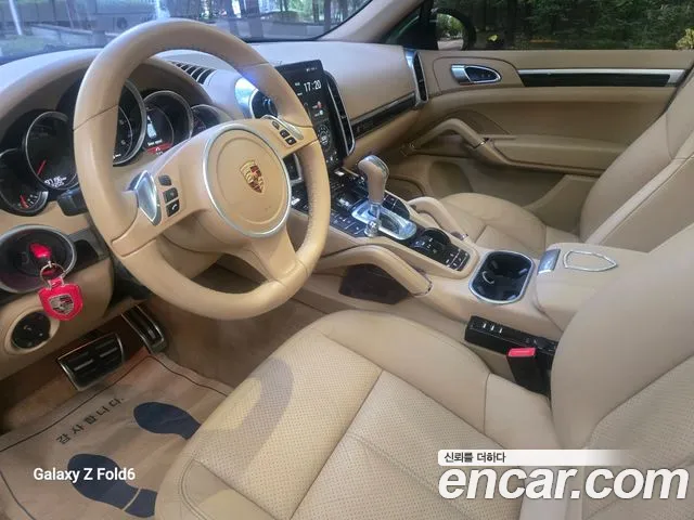 Porsche Cayenne 2013 thumb 8