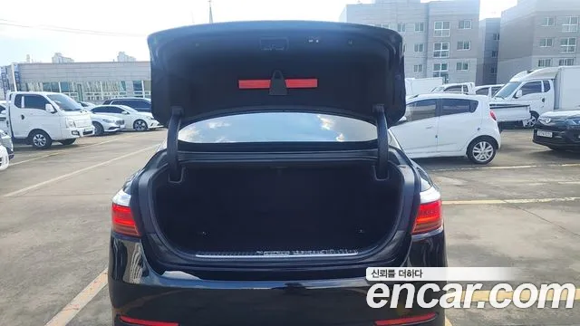 Kia K9 2015 thumb 6