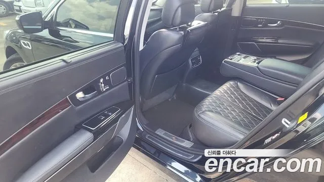 Kia K9 2015 thumb 9