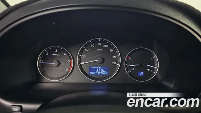 Hyundai Starex 2016 thumb 8
