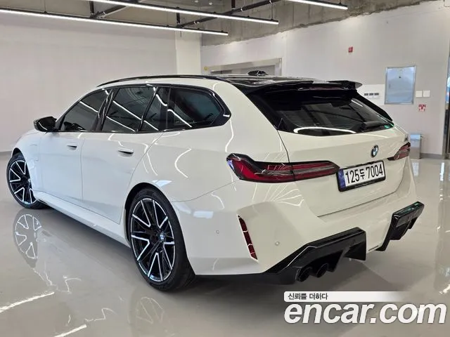 BMW M5 2026 thumb 3