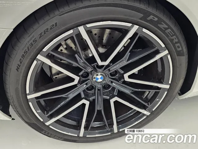 BMW M5 2026 thumb 6