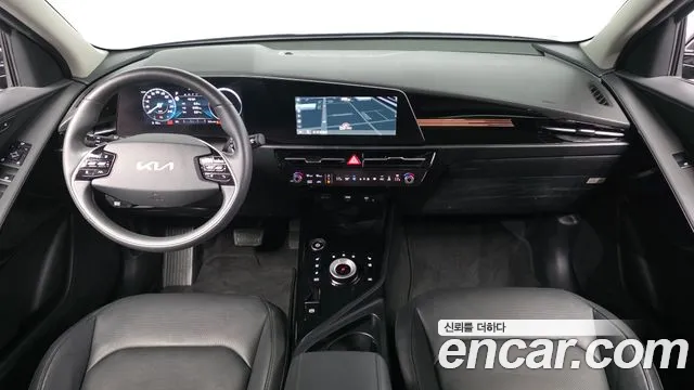 Kia Niro 2023 thumb 6