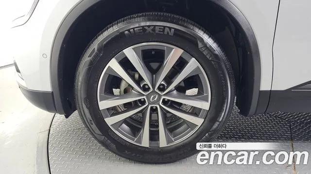 Renault-KoreaSamsung Koleos 2019 thumb 5