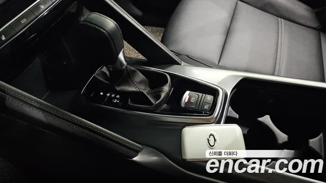 Renault-KoreaSamsung Koleos 2019 thumb 9