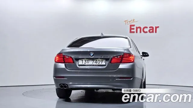 BMW 5-Series 2015 thumb 4