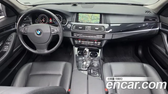 BMW 5-Series 2015 thumb 7