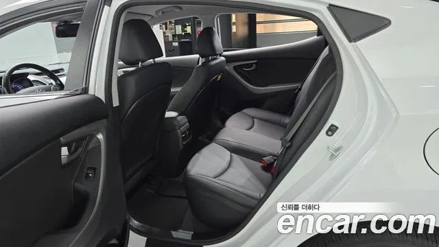Hyundai Avante 2014 thumb 10