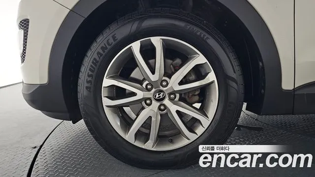 Hyundai Santa Fe 2013 thumb 5