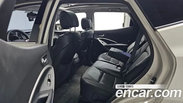 Hyundai Santa Fe 2013 thumb 12