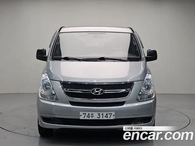 Hyundai Starex 2013 thumb 2