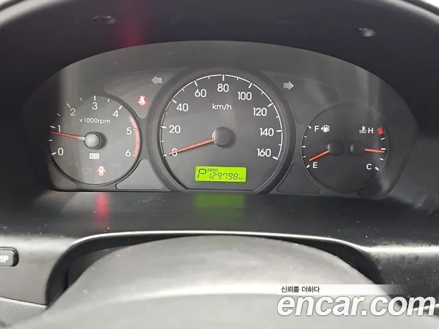 Hyundai Starex 2013 thumb 6