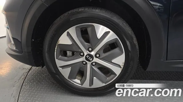 Kia Niro 2021 thumb 5