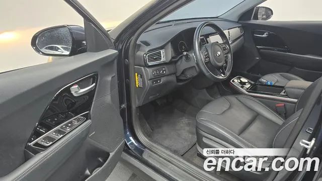 Kia Niro 2021 thumb 10