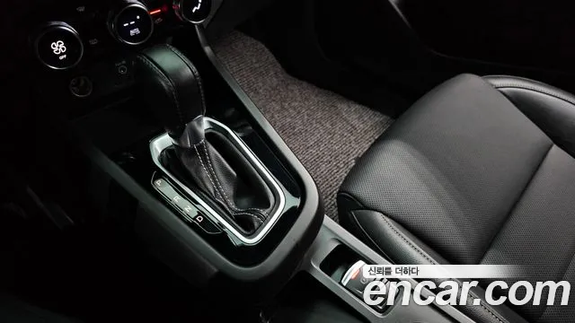 Renault-KoreaSamsung Arkana 2023 thumb 8