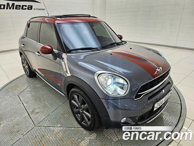 MINI Countryman 2015 thumb 3