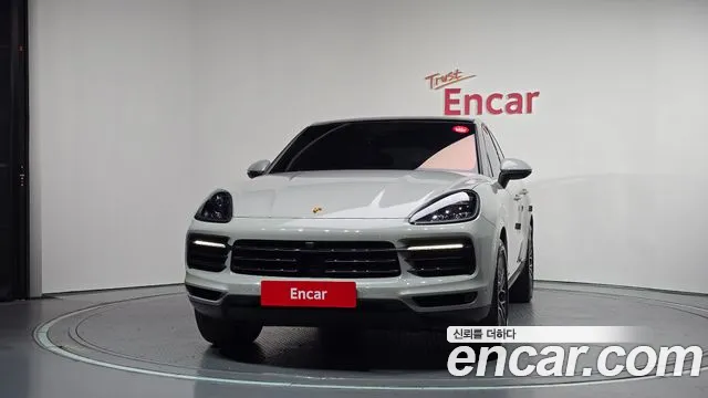 Porsche Cayenne 2021 thumb 3