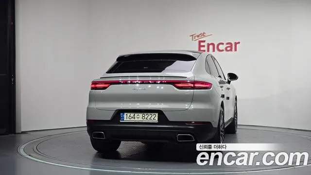 Porsche Cayenne 2021 thumb 4