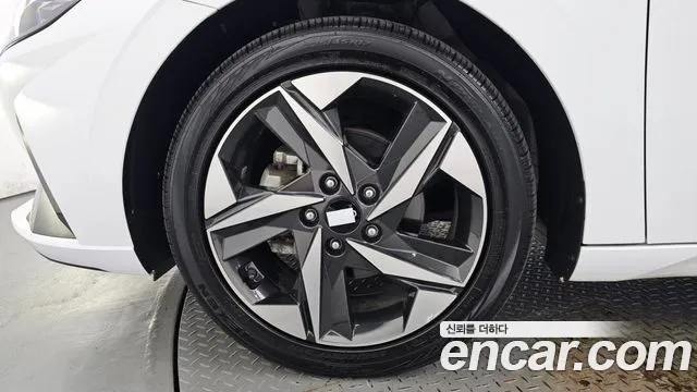 Hyundai Avante 2021 thumb 5