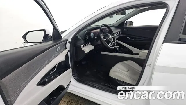 Hyundai Avante 2021 thumb 10
