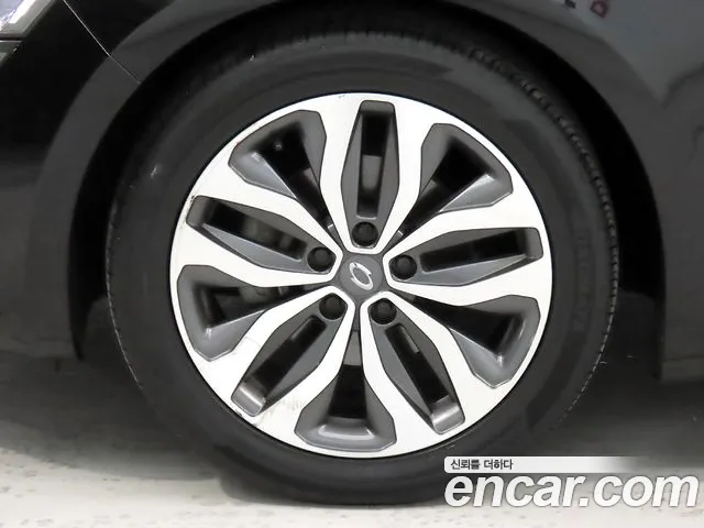 Renault-KoreaSamsung Megane 2017 thumb 5