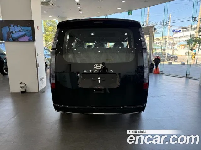 Hyundai Staria 2026 thumb 4