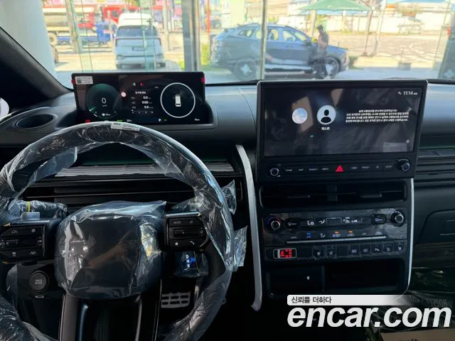 Hyundai Staria 2026 thumb 9