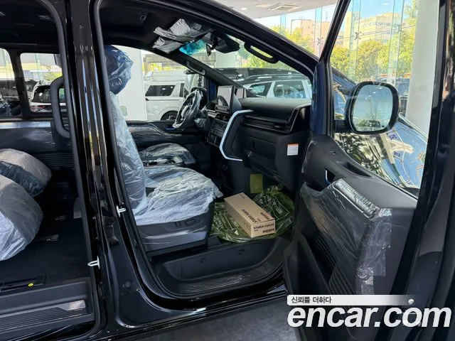 Hyundai Staria 2026 thumb 10