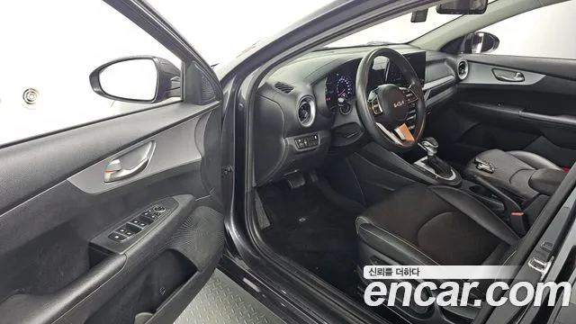 Kia K3 2021 thumb 10