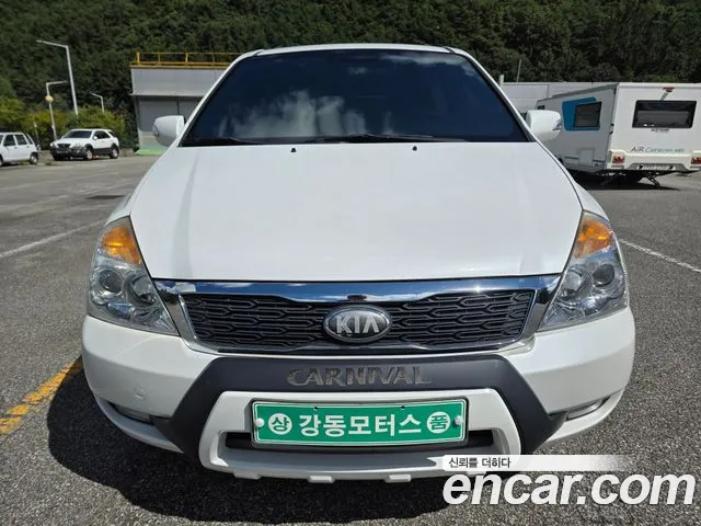 Kia Carnival 2013 thumb 3