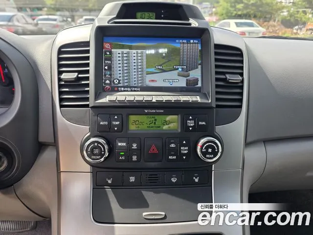 Kia Carnival 2013 thumb 9