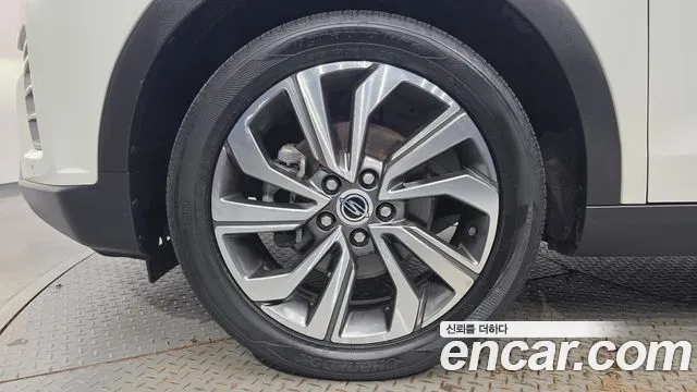 KG_Mobility_Ssangyong TIBOLI 2022 thumb 5
